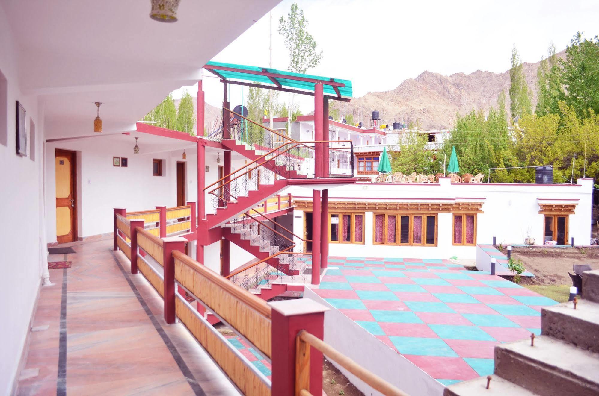 Beyond Stay - Kanika Himalayan View Leh Exterior photo