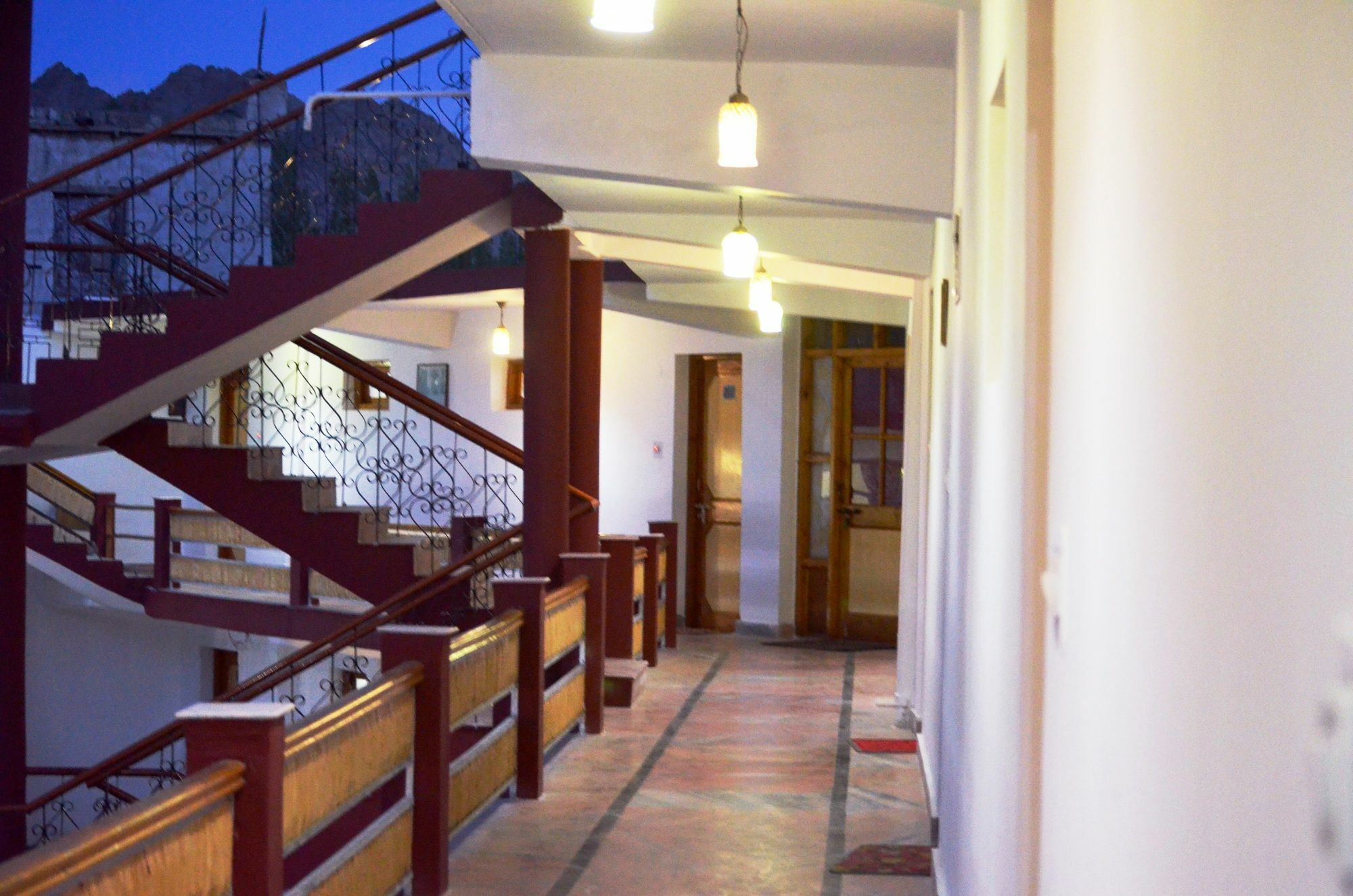 Beyond Stay - Kanika Himalayan View Leh Exterior photo